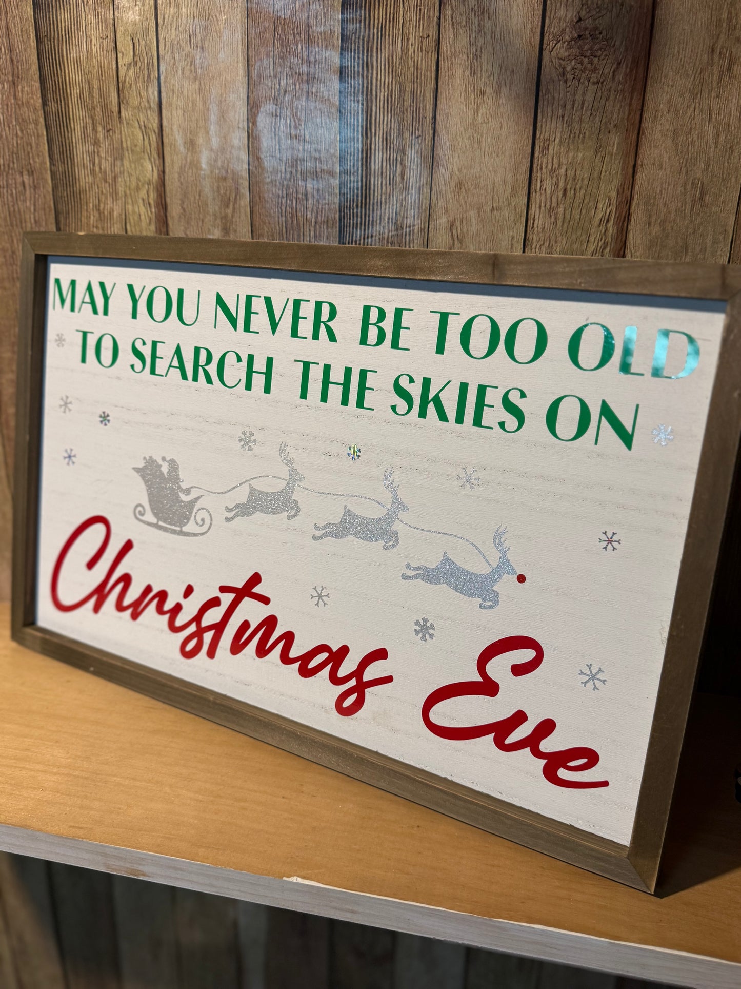 Search the skies on Christmas Eve, Bold font